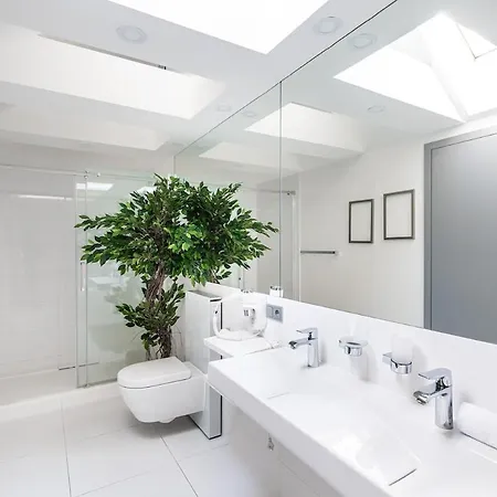 Appartement Near Duomo 4bedrooms Milaan