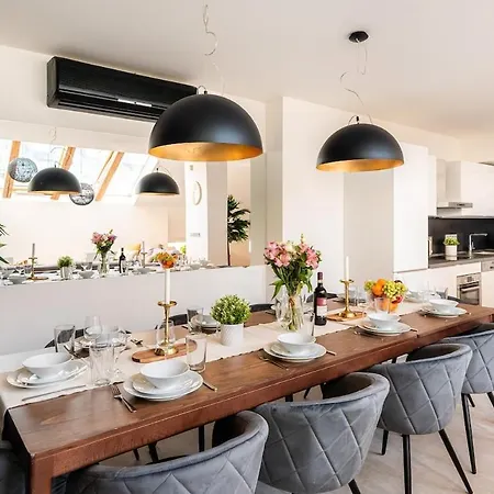 Near Duomo 4bedrooms Milaan