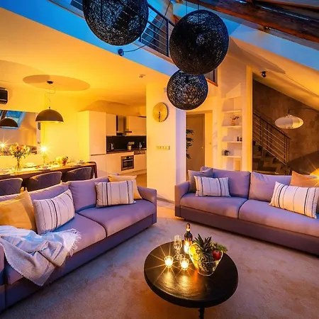 Near Duomo 4bedrooms Milaan