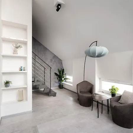 Near Duomo 4bedrooms * Milaan